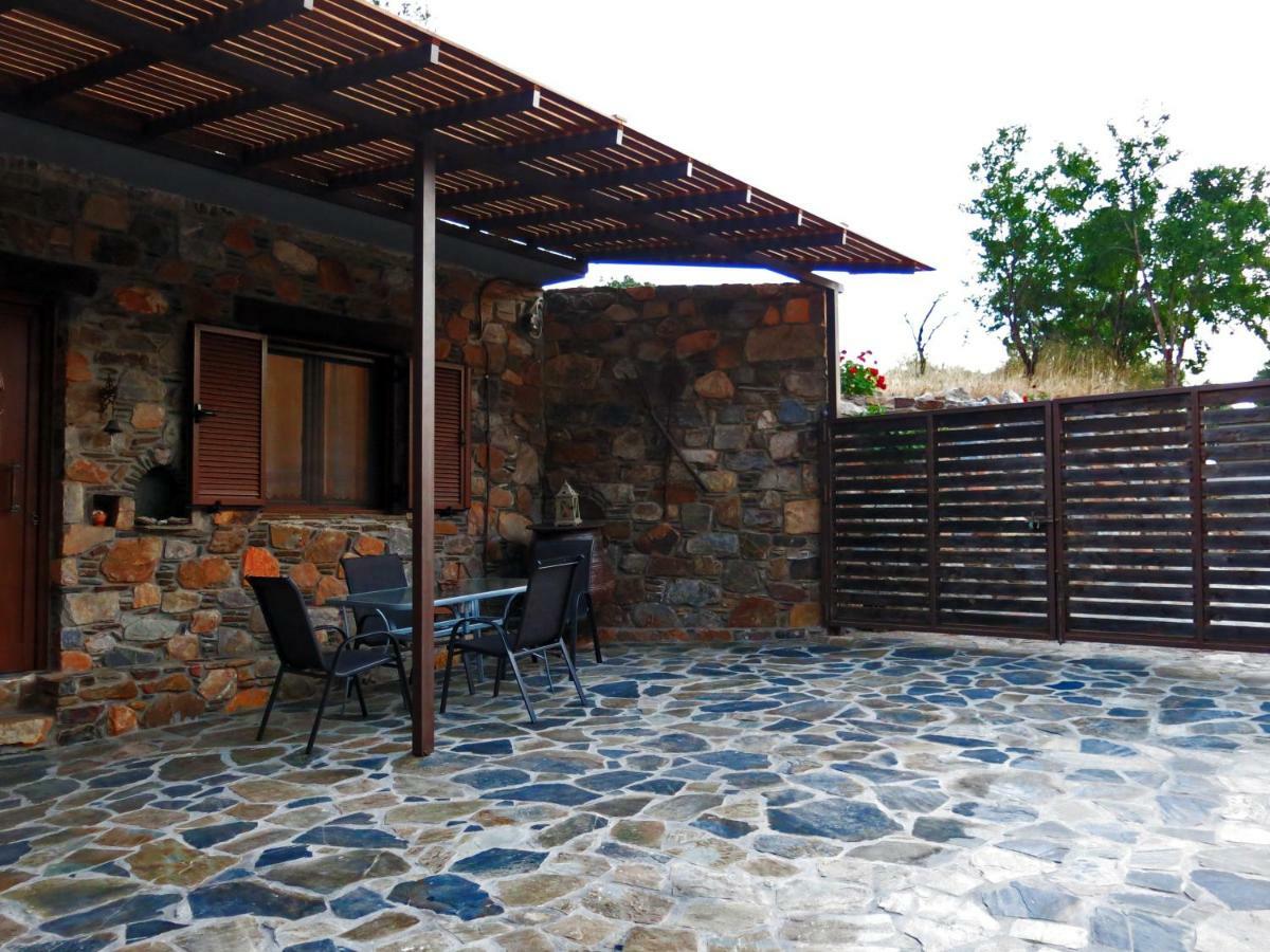"Pefkopetro" Traditional House Κεραμωτή Εξωτερικό φωτογραφία